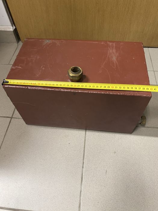 Zbiornik  do   hydrauliki  naczynie  przelewowe 22 litry