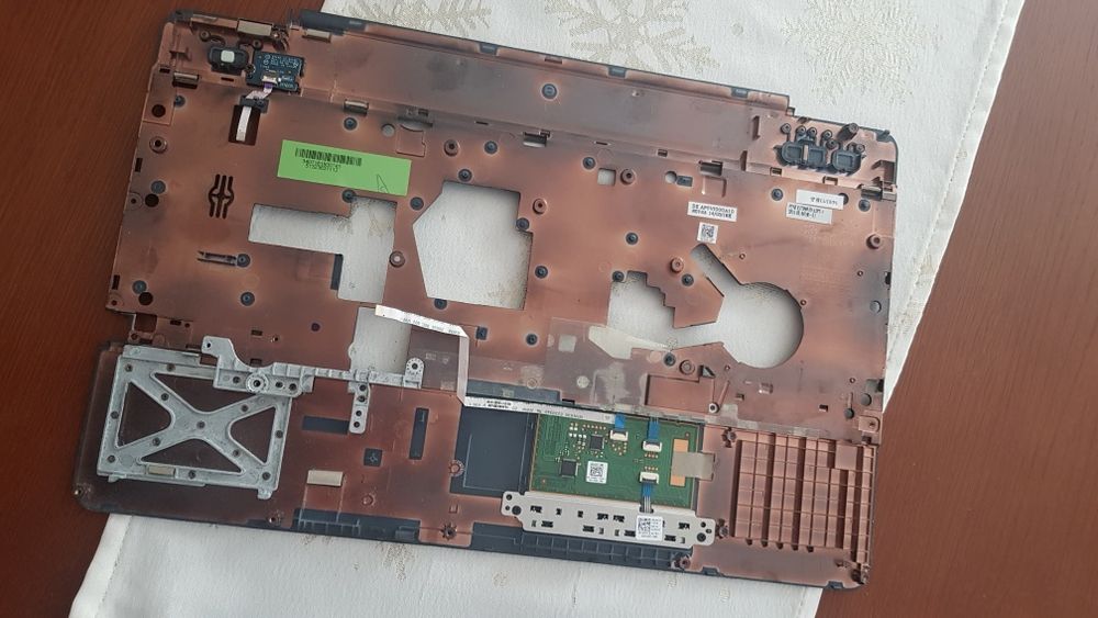 Obudowa górna i touchpad do Dell Latitude E6540
