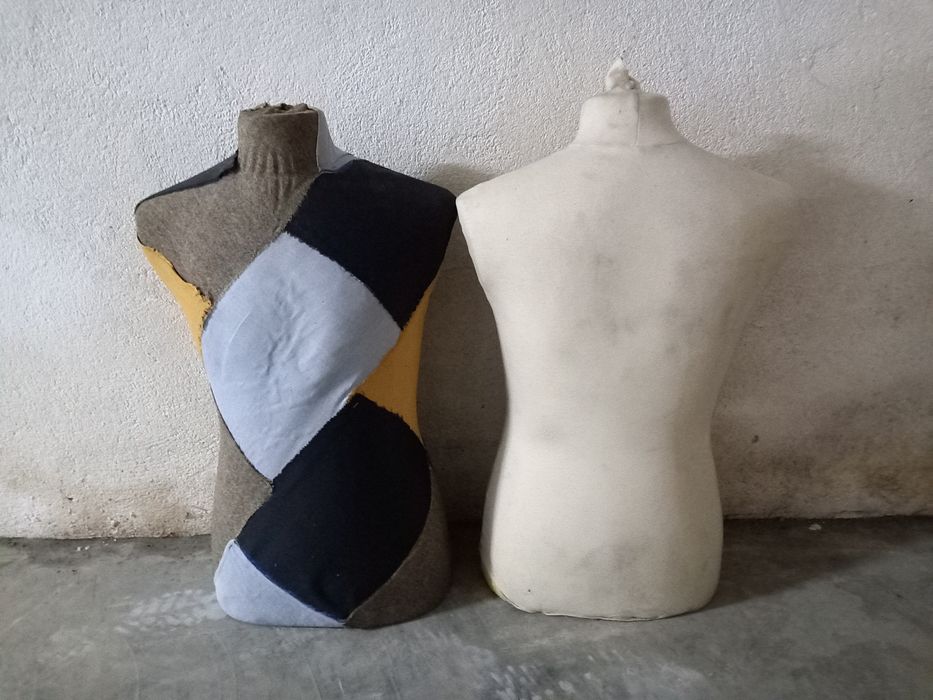 2 Manequins usados em bom estado preço para o conjunto