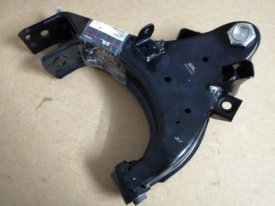 Braço / Braços de Suspensão - Nissan Pickup Navarra D22 4X4