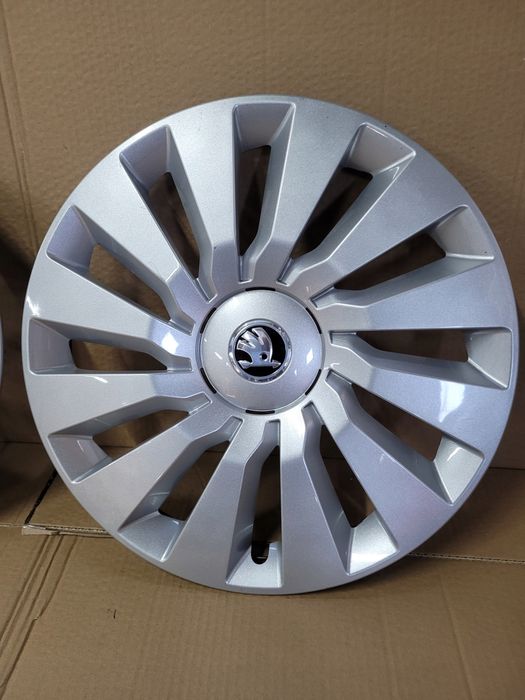 kołpak skoda oe octavia iii iv oryginalny 16 srebrny 5e0071456c
