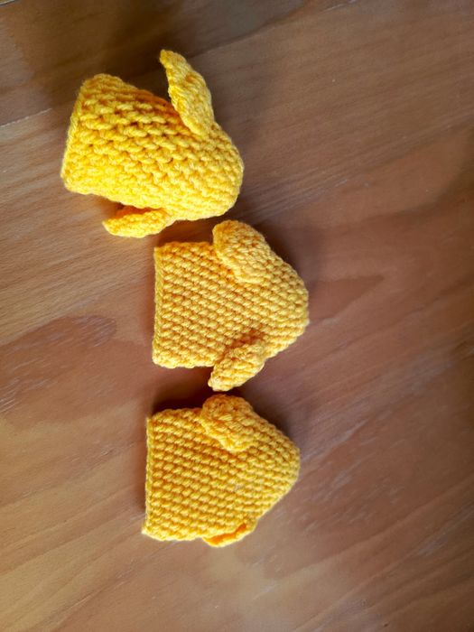 Zestaw kurczaczków kura Wielkanoc szydełko wełna handmade  zabwka