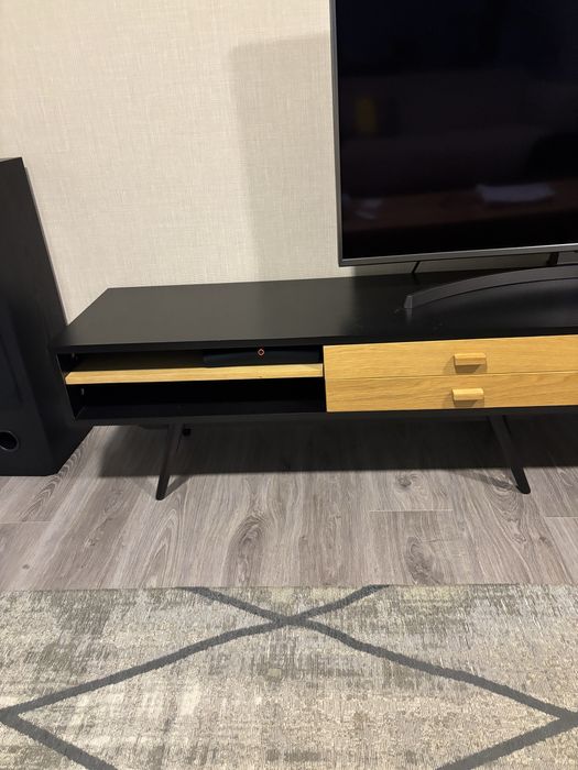 Dois móveis aparadores da AREA