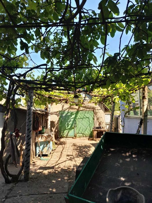 Продам великий будинок