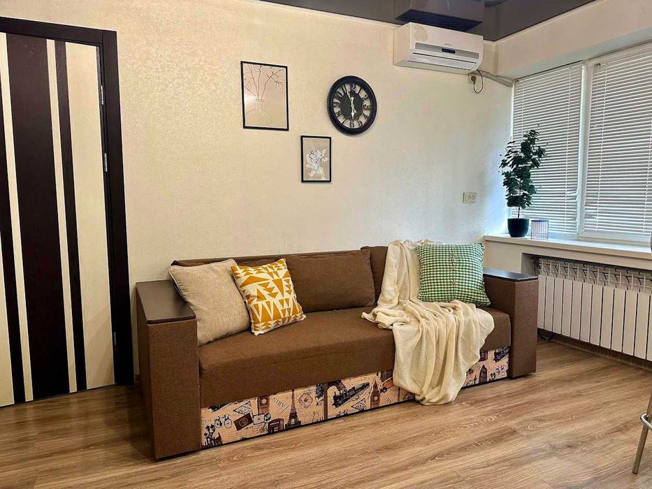 Відмінний напівЛЮКС.Квартира подобово,погодинно.Центр.Посуточно