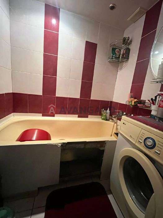 Продам 2-кімнатну квартиру 10 мікрорайоні