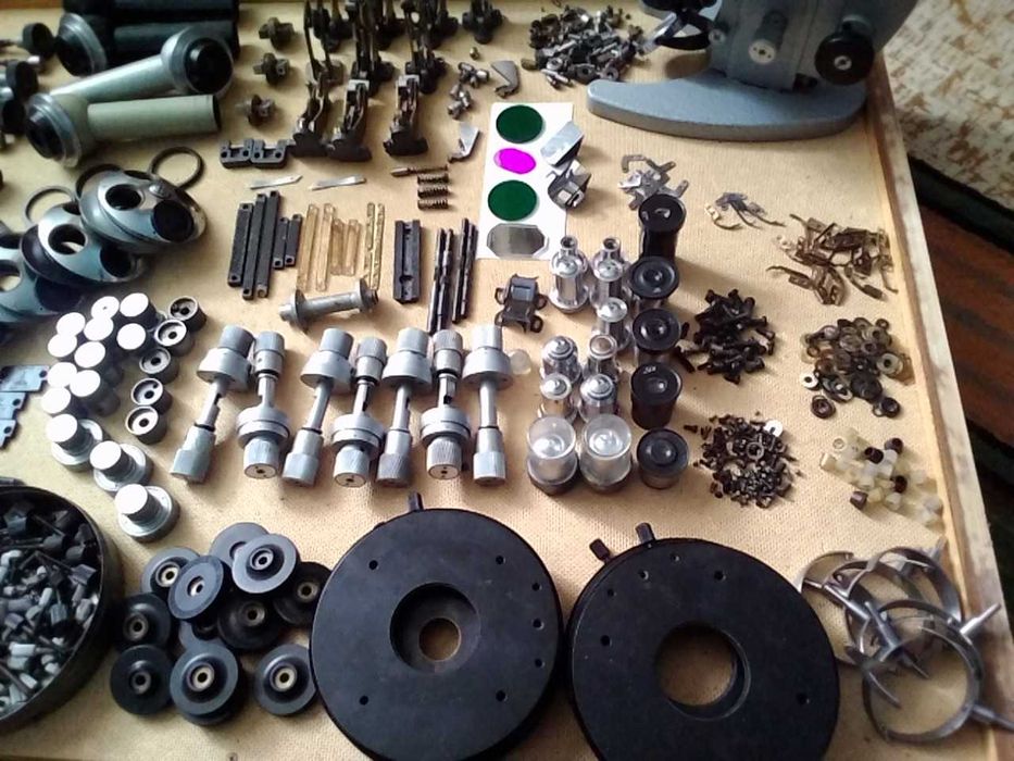 Запасные  части к микроскопам и отдельно микроскоп