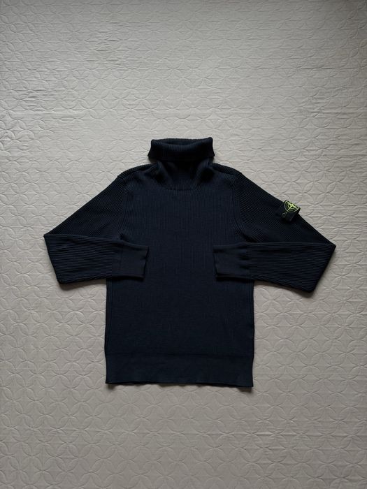 Як новий оригінальний гольф Stone Island з колекцій 24 року