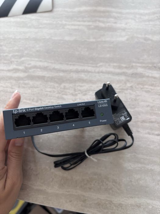 5-port gigabit desktop switch