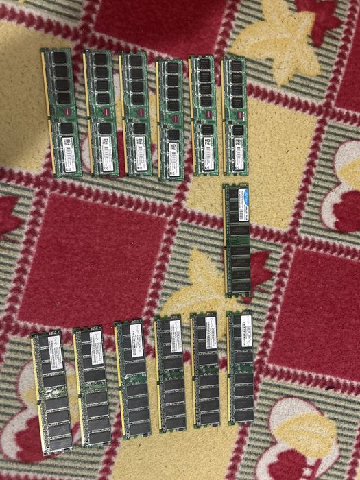 Pamiec Ram - 13 sztuk - DDR / DDR2 - sprawne