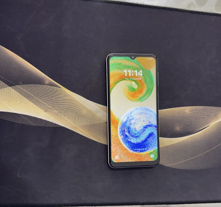Samsung A04s 32GB.