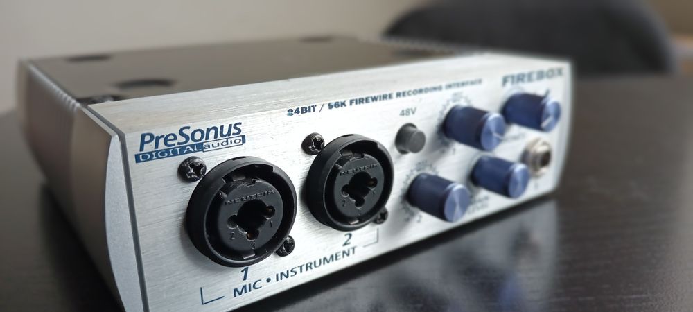 Interface de Áudio PreSonus FireBox – Como Nova!