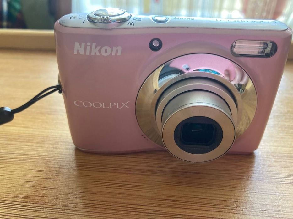 Фотоапарат Nikon Coolpix L21, Ремонт або на запчастини