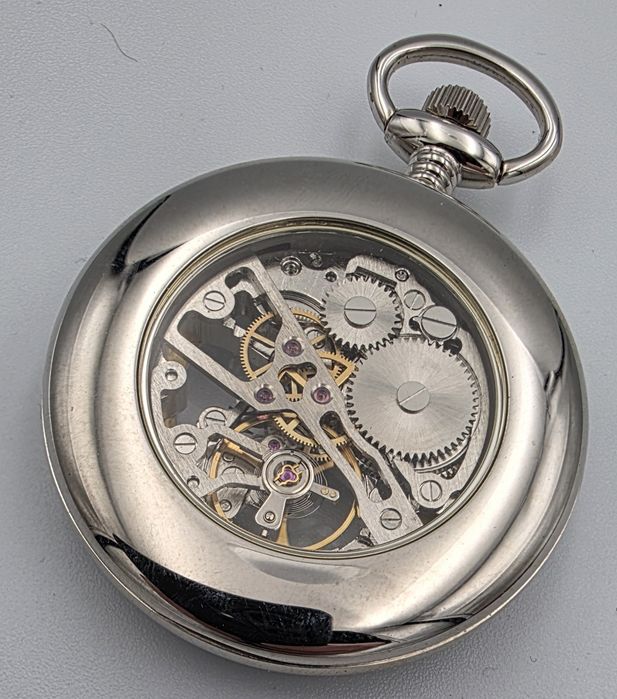 Zegarek kieszonkowy przezroczyste skeleton mechaniczny nakręcany.