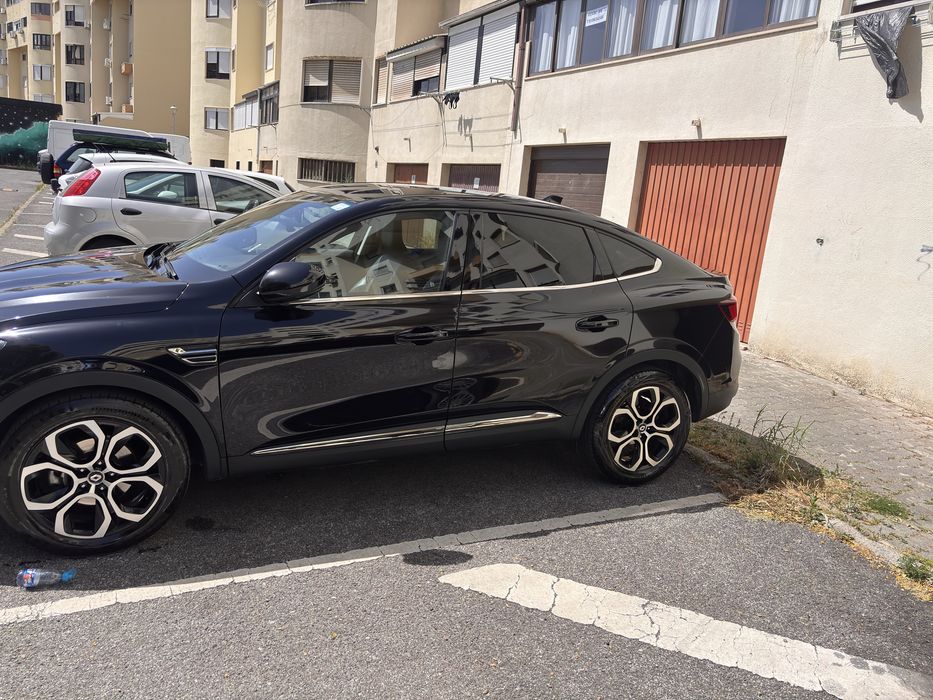 Arkana 2022  1.6 hibrido — photo 2
