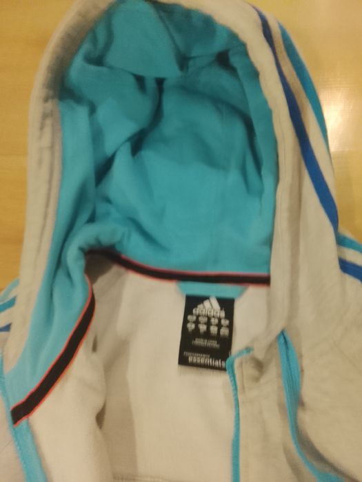 Orginalna bluza Adidasa , stan bardzo dobry