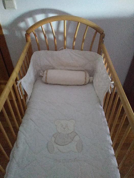 Cama de bebe madeira maciça