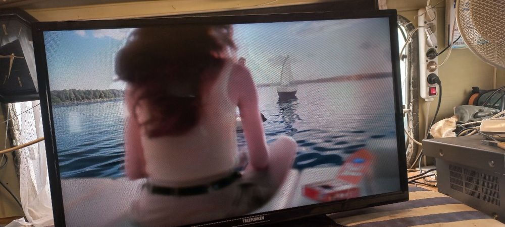 Sprzedam led 32cale telefunken t2