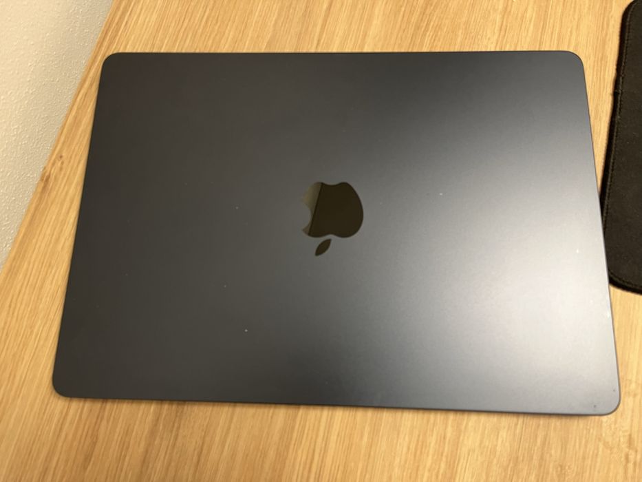 Macbook air 13.6 2022