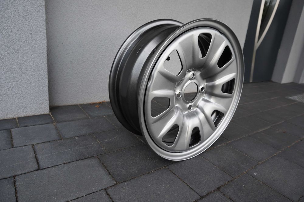 Felga stalowa dacia 15 cali 4x100, 6,00J, ET40,00, otwór 60,1 srebrna