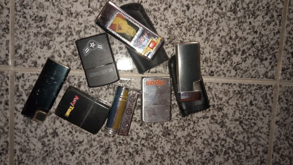 Lote relógios peças + isqueiros