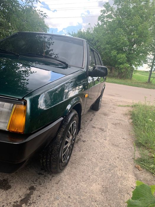 Автомобіль ВАЗ 21099