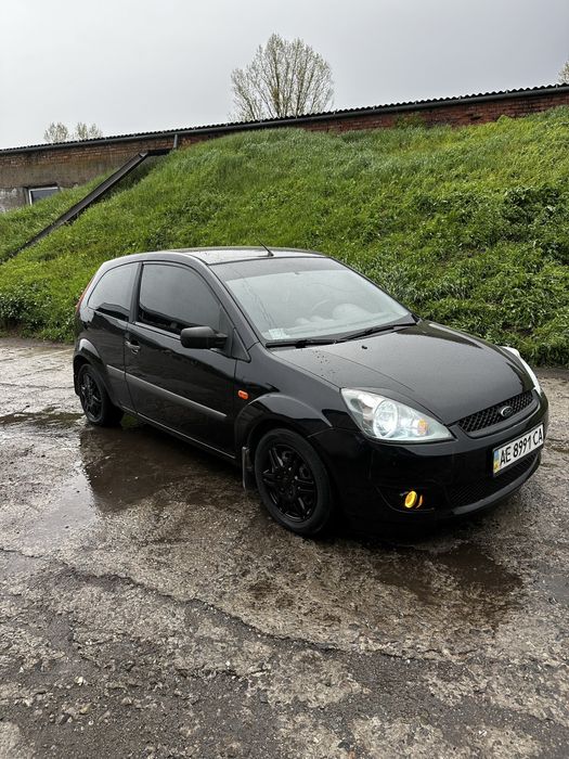 Продам Ford Fiesta