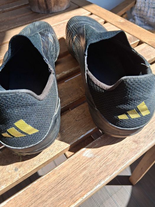 Chuteiras Adidas F50 FIBERSKIN sem atacadores com muito pouco uso,como novas