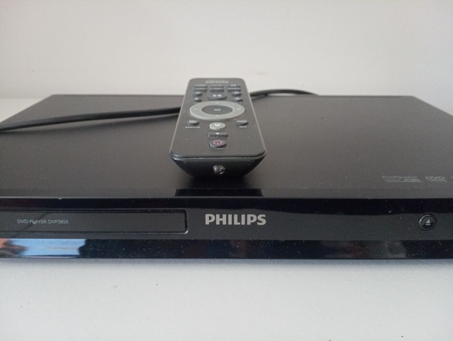 Leitor de DVD Philips Com comando	 - Pouco Uso. Como Novo*
