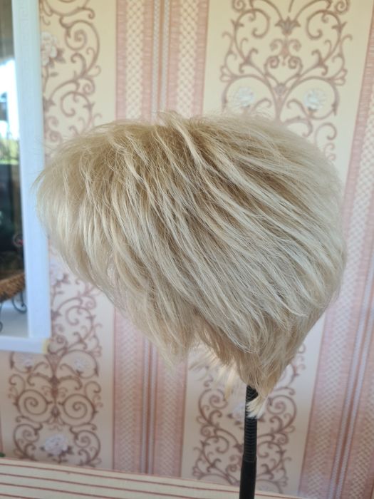 Парик із термоволокна