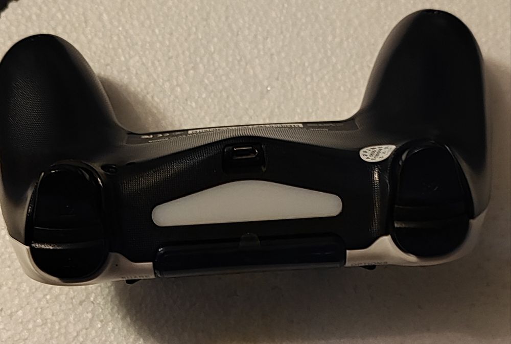 PS4 Controllers Brand New in Box64752328828162123