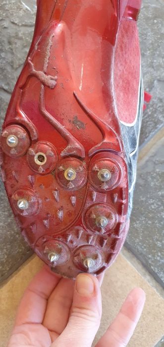 Puma kolce rozmiar 41 czerwone