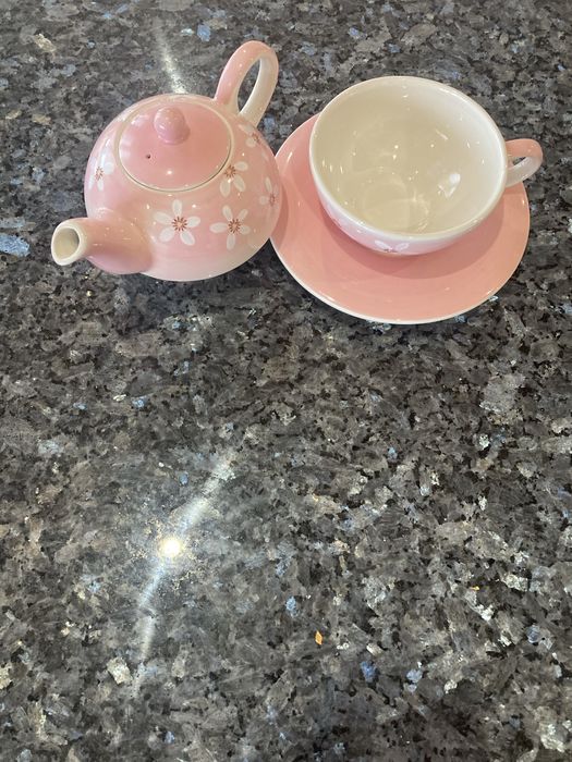 Bule de cha e chavena ingles