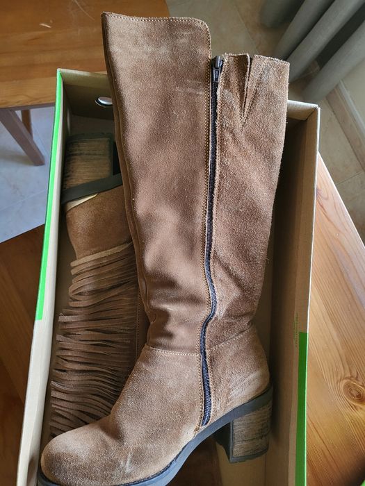 Botas Cano longo camurça