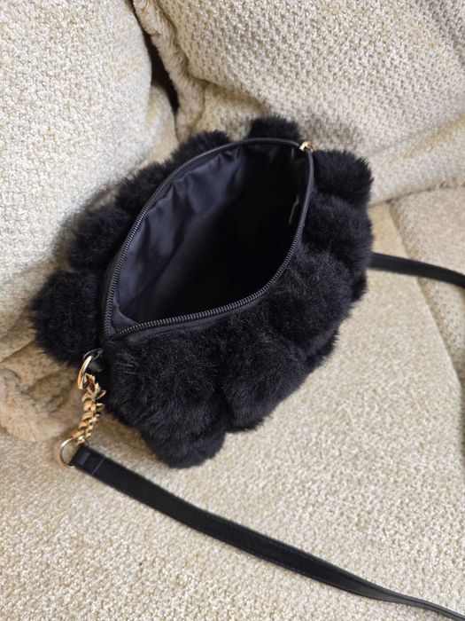 Сумка зі штучного хутра, чорна, 25*20см