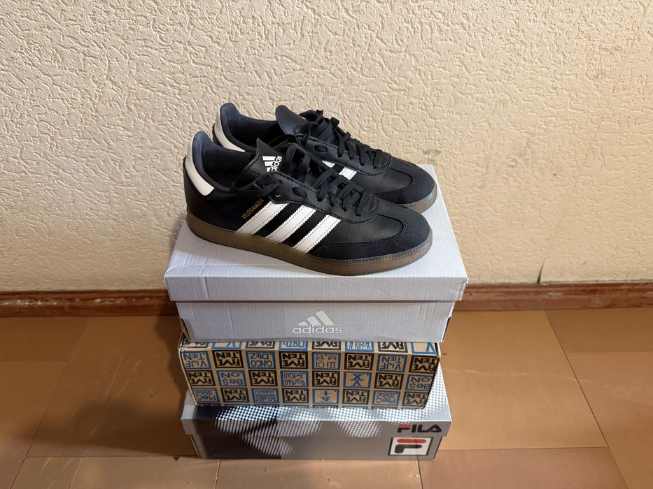 adidas velosamba - купити товари моди та стилю - Ціна на OLX.ua