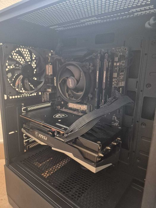 PC Gaming — RX 6650 XT | Ryzen 5 5600 | 32GB RAM | SSD 1TB