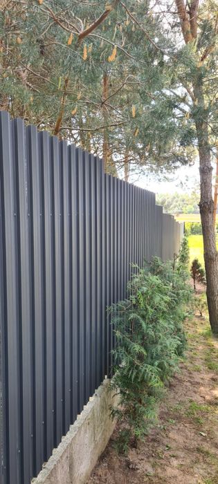 Ogrodzenia. Konekt Joniec Hanbud