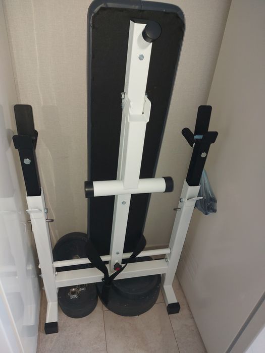 Продам тренажёр лавку  и гриф с блинами