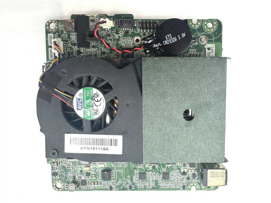 Материнка від Intel NUC i5-6260u (NUC6i5SYB)