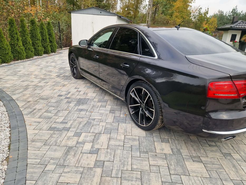 Audi A8D4 4.2 TDI 350 KM