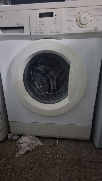Maquina de lavar roupa Lg 7kg