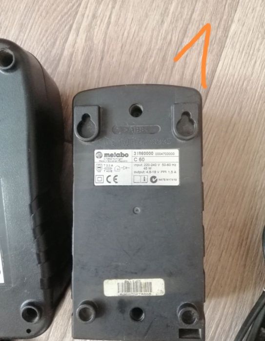 Зарядное  шуруповерта Metabo,Hitachi,Charger