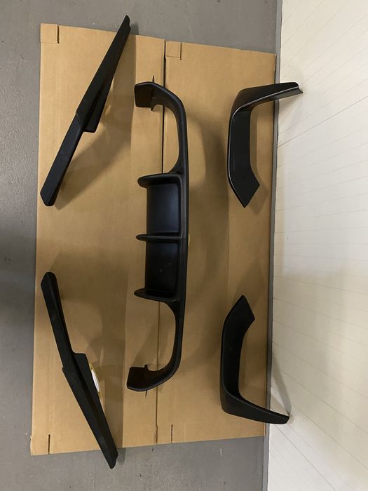 LIP SPOILER SPLITTERS DIFUSOR ABA PALA Avental LÁBIO M3 M4 F80 F82 F83 M PERFORMANCE