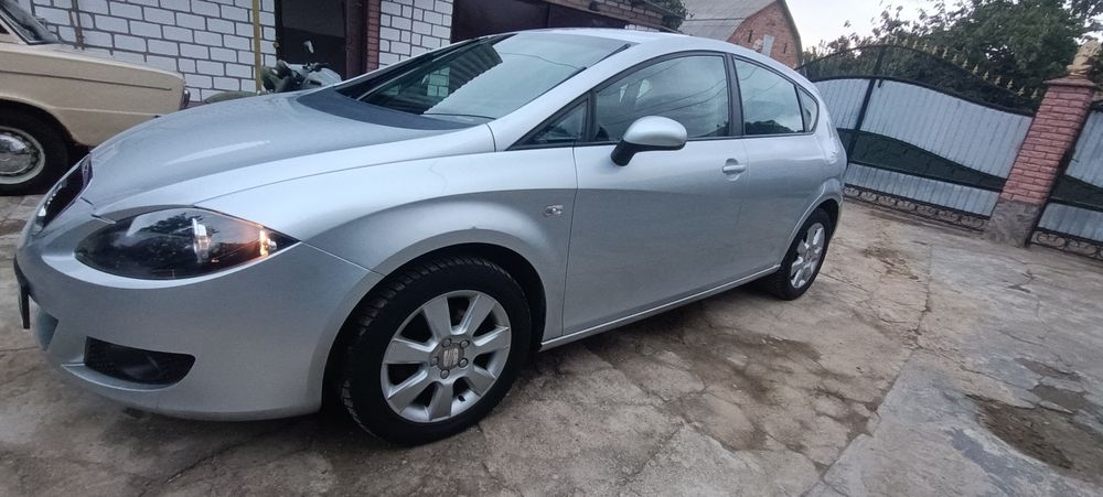Продам гарного SEAT LEON