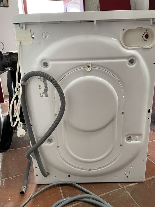 Máquina de lavar e secar Indesit Innex, 9kg/6kg