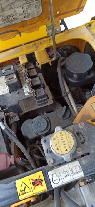 Bobcat e08 minikoparka cat Jcb kubota
