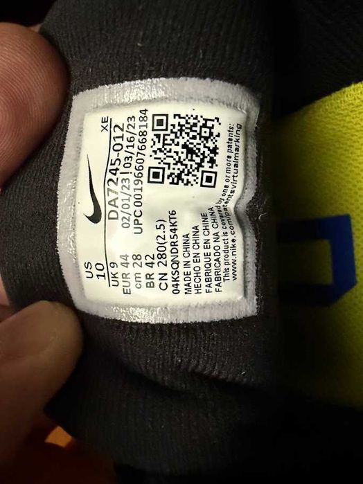 NIKE Nowe Oryginalne buty Air Zoom Vomero 16