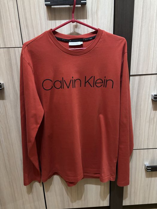 Wyprzedaż!! Oryginalna koszulka z krótkim rękawem firmy Calvin Klein