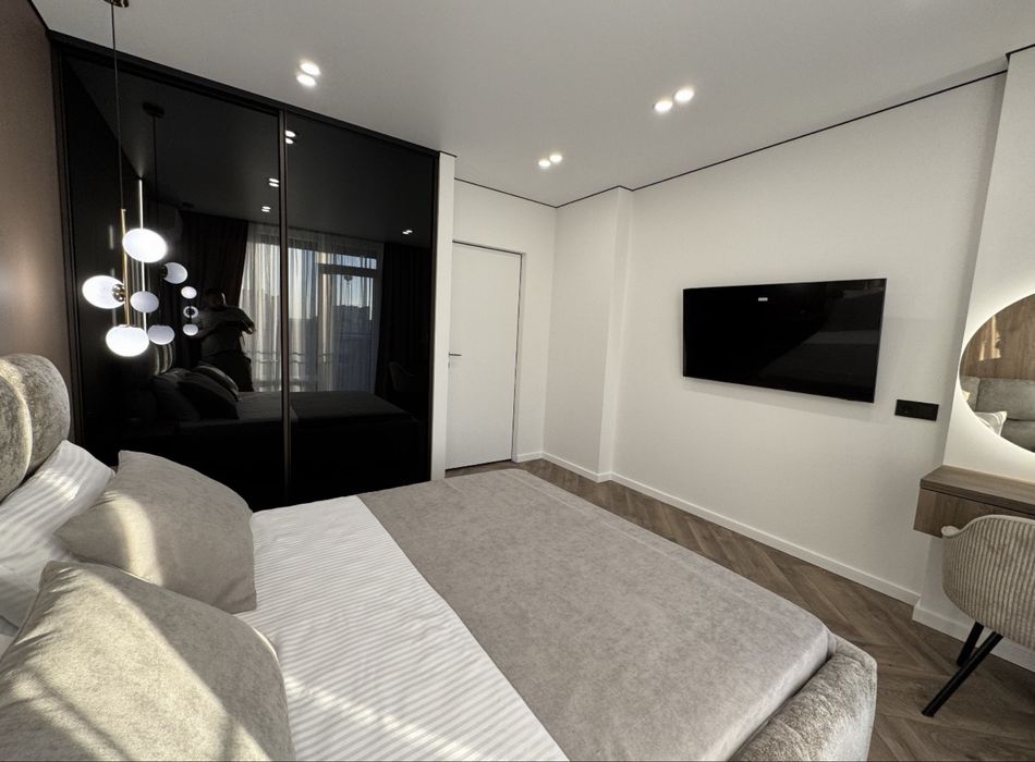 Продаж 3-х кімнатної квартири з сучасним ремонтом і технікою